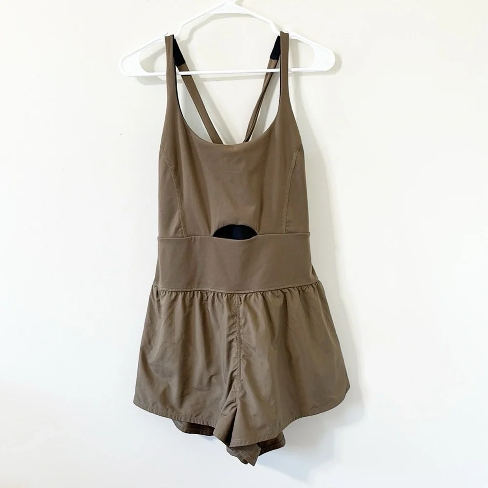Free People Righteous Runsie in Tea Leaves Size Large NWOT - Picture 2 of 12